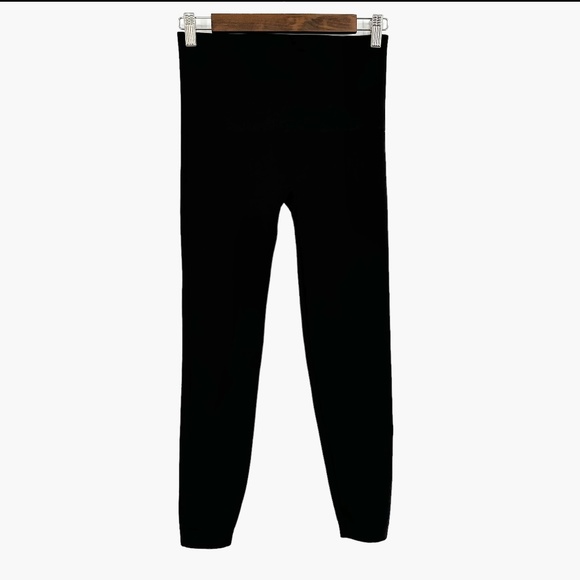 Spanx Look At Me Now Seamless Leggings in Black - Picture 2 of 6